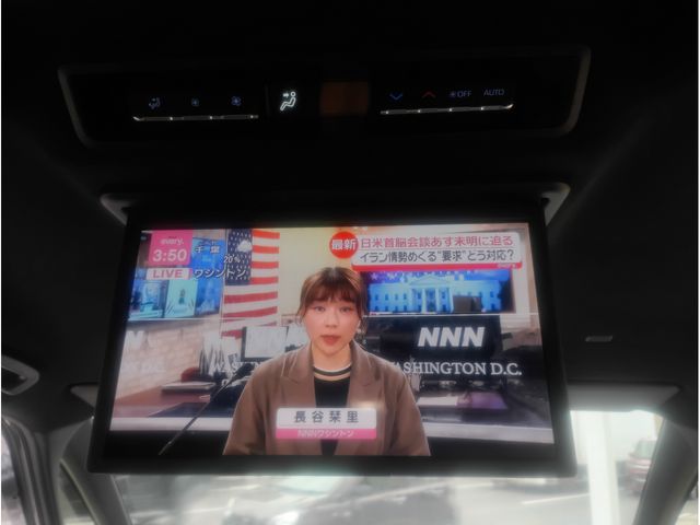 TOYOTA VOXY HYBRID 2023 Image 31