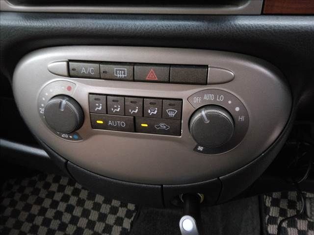 DAIHATSU MIRA GINO 2007 Image 31