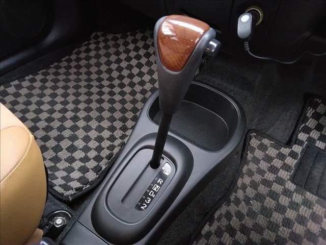 DAIHATSU MIRA GINO 2007 Image 31