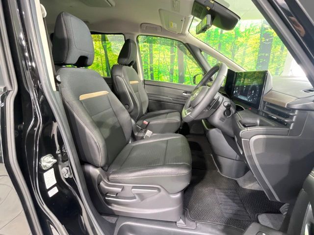 NISSAN SERENA  WG 2023 Image 31