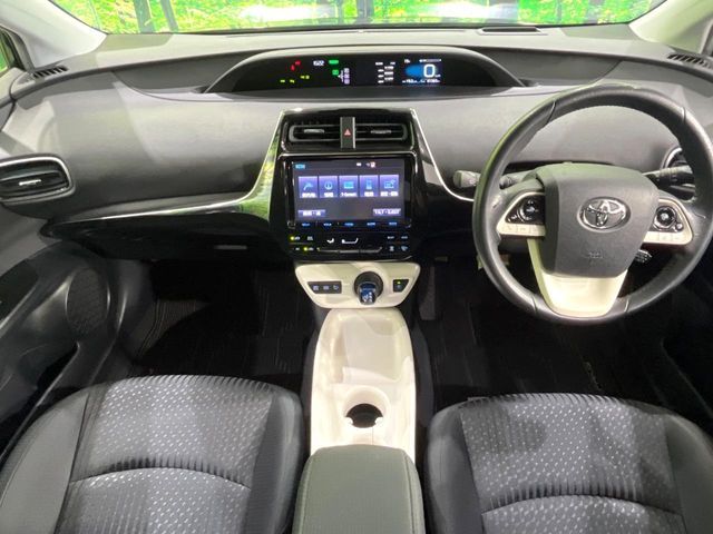 TOYOTA PRIUS 2016 Image 31