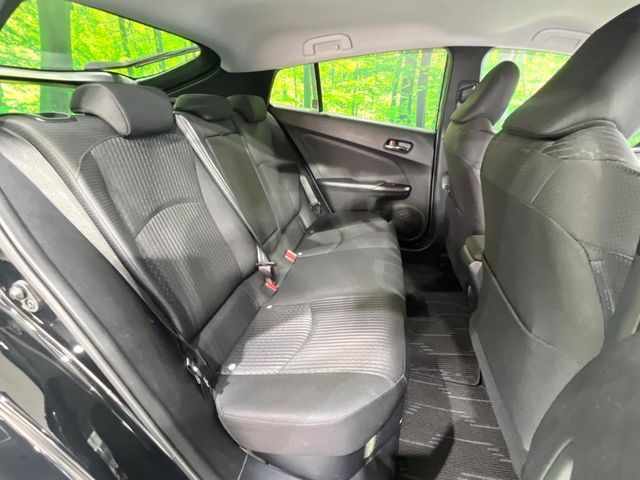 TOYOTA PRIUS 2016 Image 31