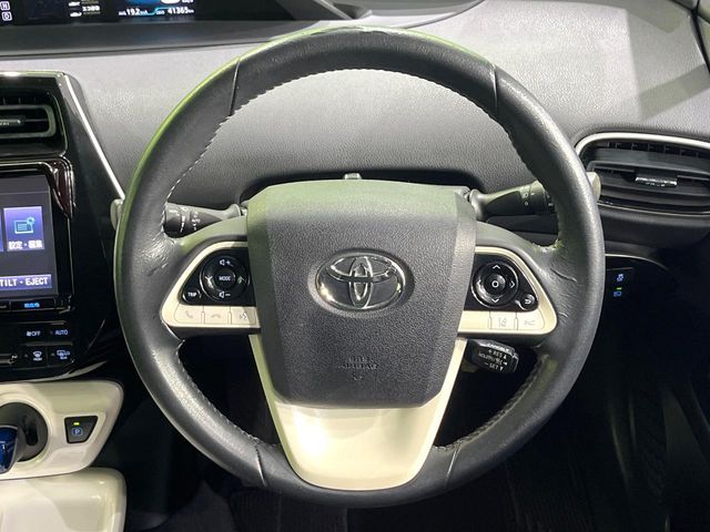 TOYOTA PRIUS 2016 Image 31