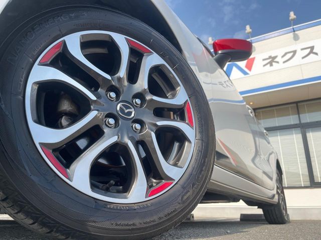 MAZDA DEMIO 2015 Image 31