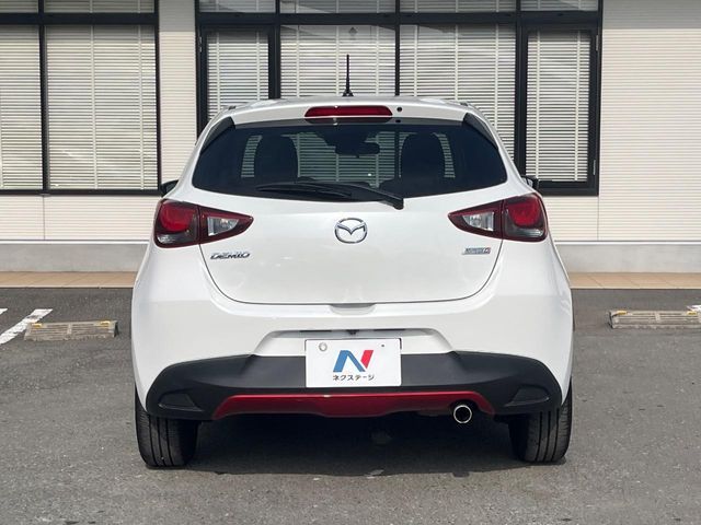 MAZDA DEMIO 2015 Image 31