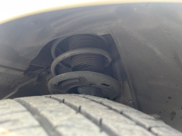 MAZDA DEMIO 2015 Image 31