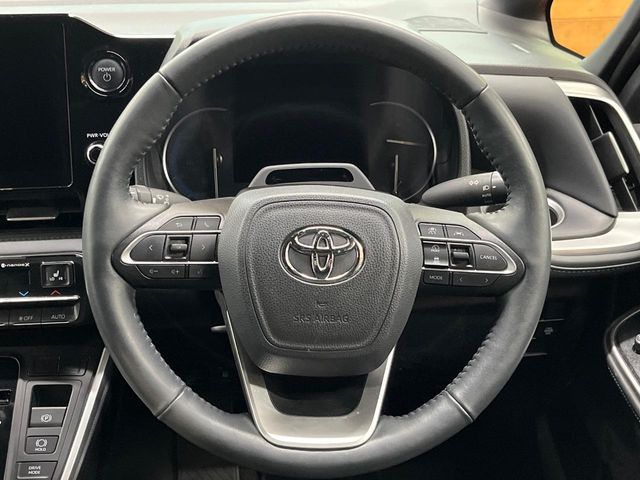 TOYOTA VOXY HYBRID 2023 Image 31