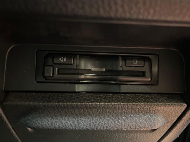 TOYOTA VOXY 2020 Image 31