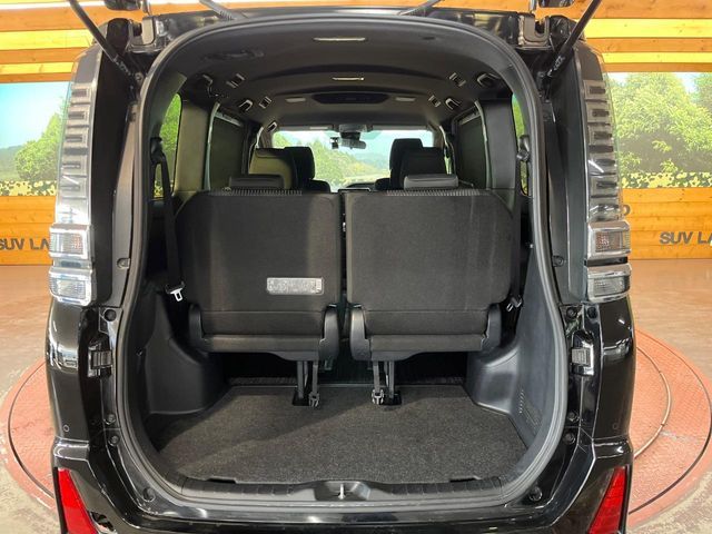 TOYOTA VOXY 2020 Image 31