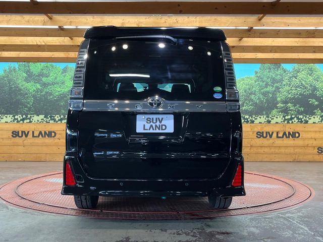 TOYOTA VOXY 2020 Image 31