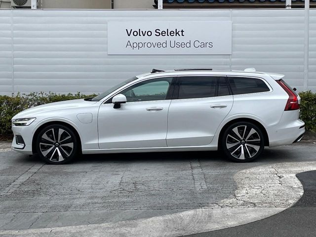 VOLVO V60 2021 Image 31