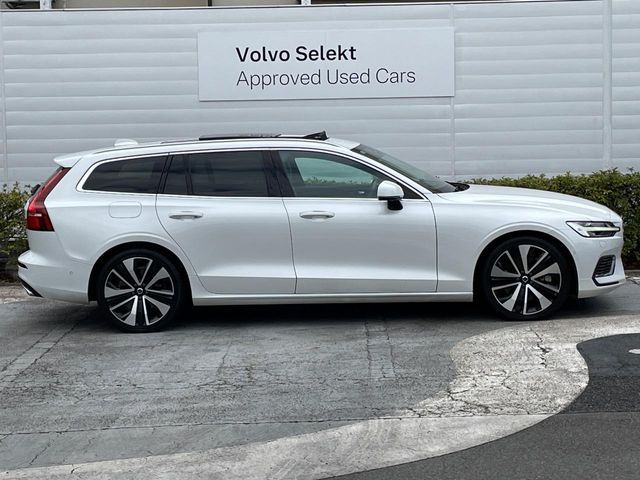 VOLVO V60 2021 Image 31