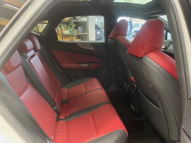 TOYOTA LEXUS NX350H AWD 2023 Image 31