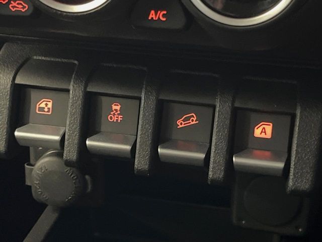 SUZUKI JIMNY NOMADE 2026 Image 31