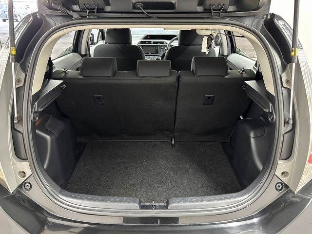 TOYOTA AQUA 2012 Image 31