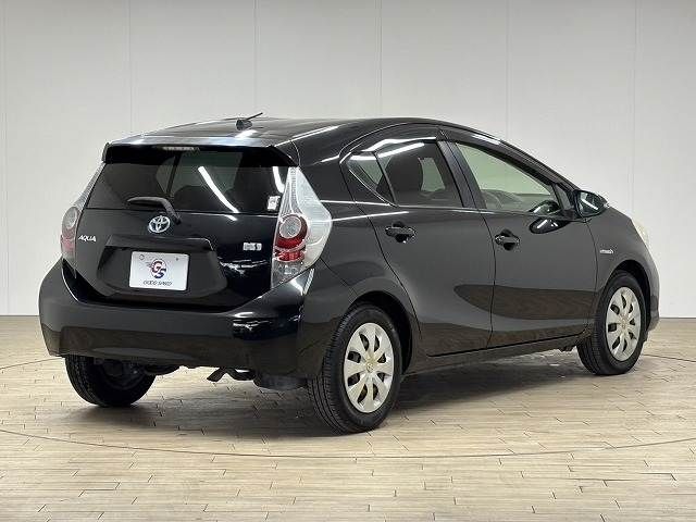 TOYOTA AQUA 2012 Image 31