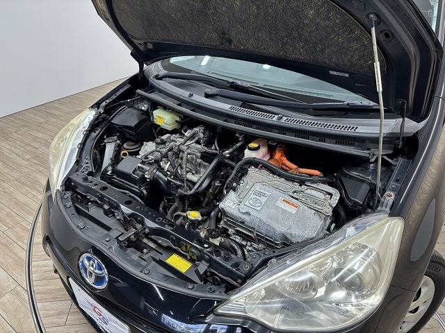 TOYOTA AQUA 2012 Image 31