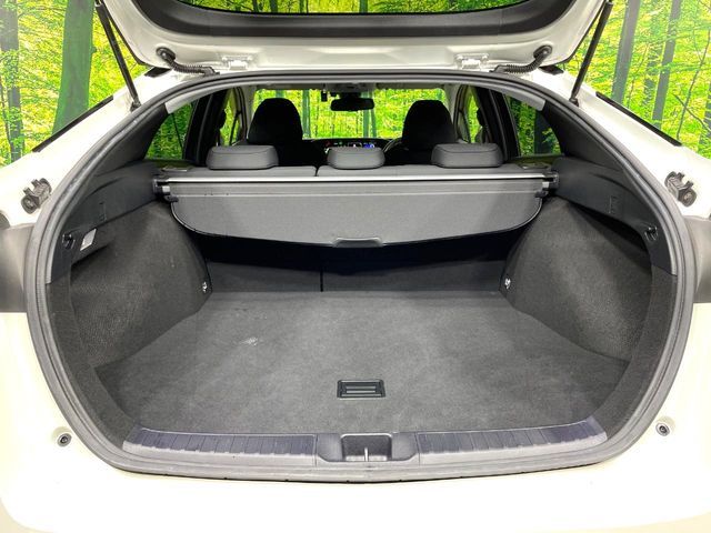 TOYOTA PRIUS 2018 Image 31