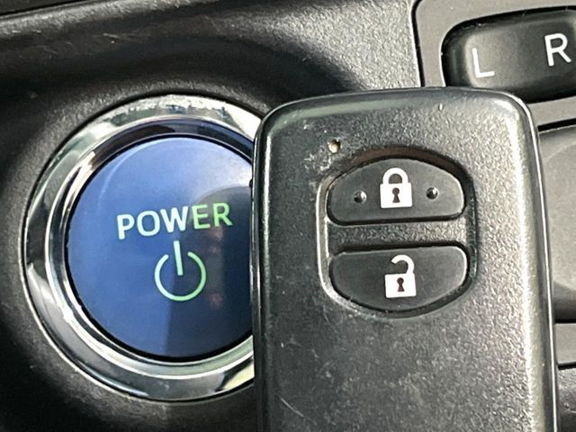 TOYOTA AQUA 2016 Image 31