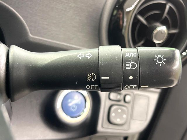 TOYOTA AQUA 2016 Image 31