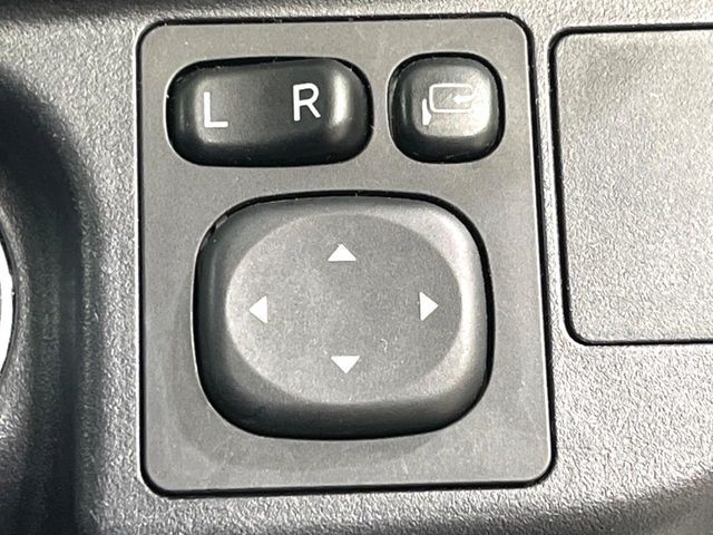 TOYOTA AQUA 2016 Image 31