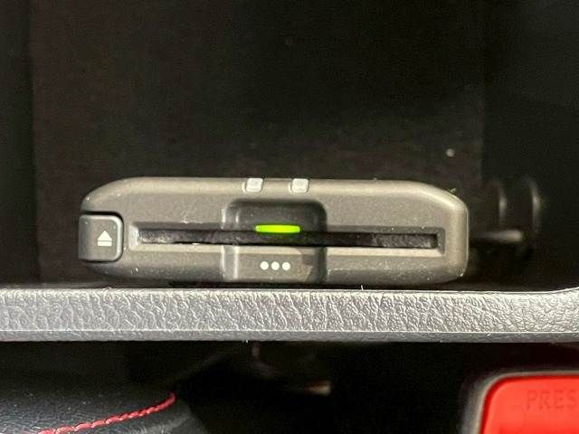 TOYOTA HILUX 4WD 2022 Image 31