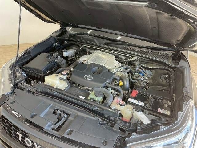 TOYOTA HILUX 4WD 2022 Image 31