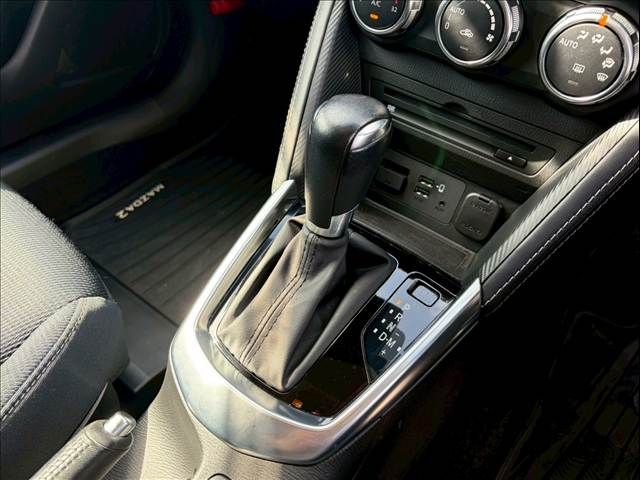 MAZDA 2 2019 Image 31