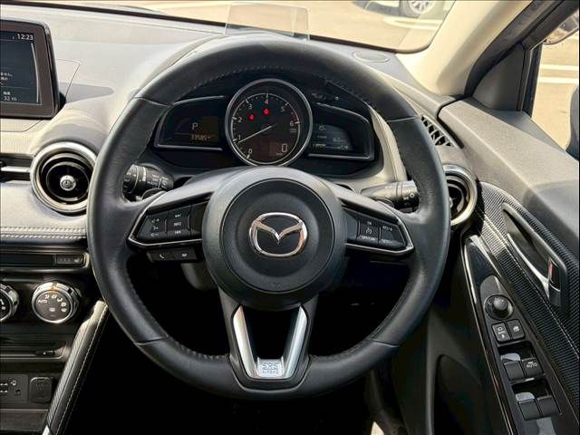 MAZDA 2 2019 Image 31
