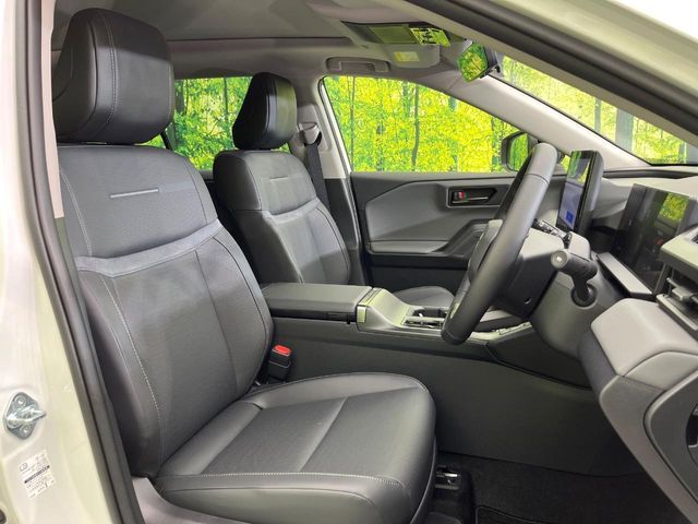 TOYOTA RAV4 HYBRID 4WD 2026 Image 31