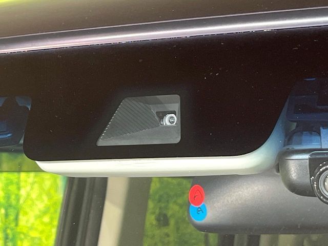 HONDA N BOX 2021 Image 31