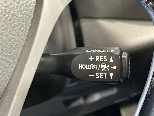 TOYOTA C-HR 2017 Image 31