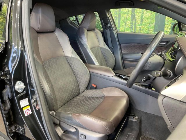 TOYOTA C-HR 2017 Image 31