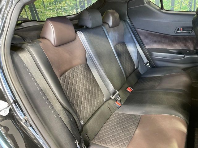 TOYOTA C-HR 2017 Image 31