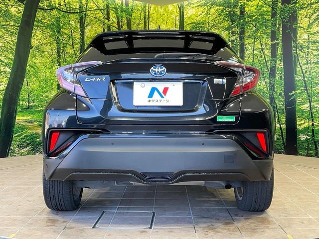 TOYOTA C-HR 2017 Image 31