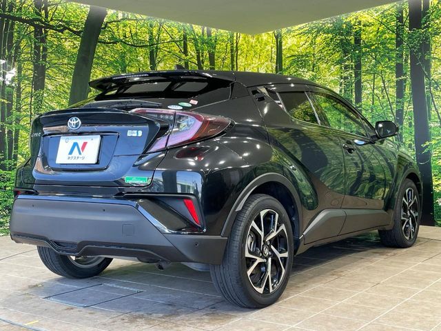 TOYOTA C-HR 2017 Image 31