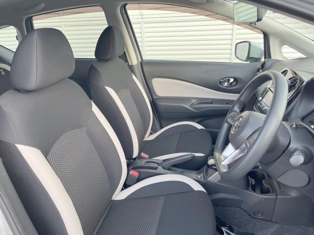 NISSAN NOTE 2017 Image 31