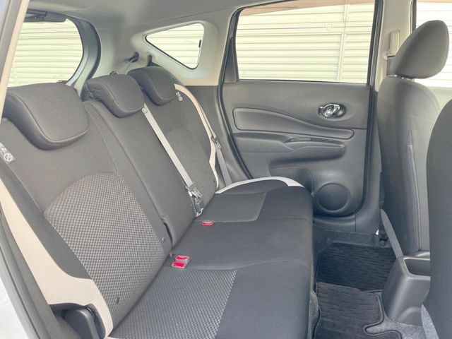 NISSAN NOTE 2017 Image 31