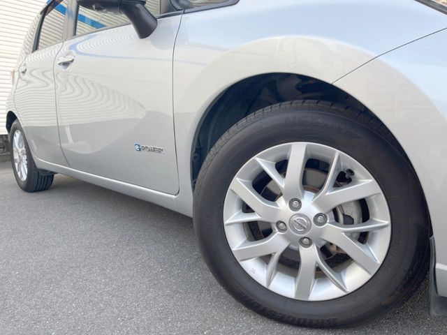 NISSAN NOTE 2017 Image 31