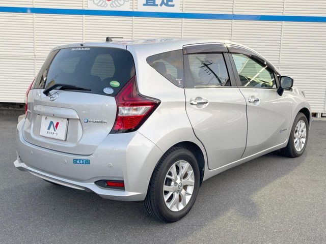 NISSAN NOTE 2017 Image 31