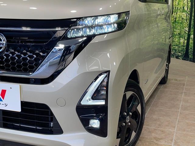 NISSAN ROOX 2023 Image 31