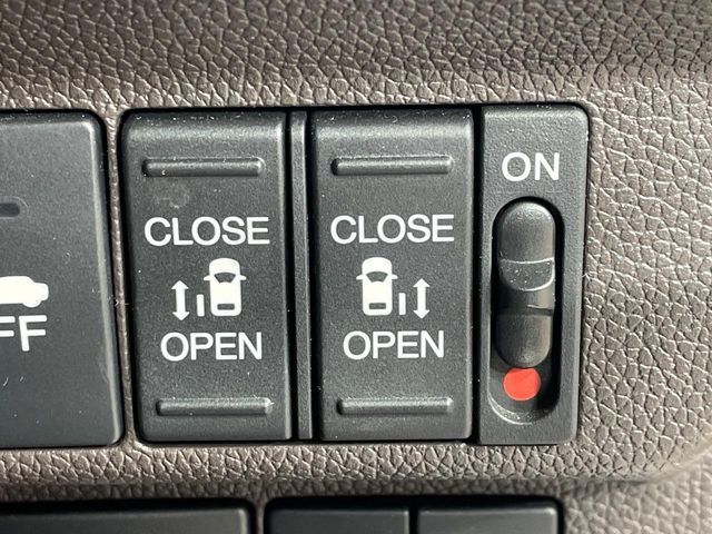 HONDA FREED HYBRID 2017 Image 31