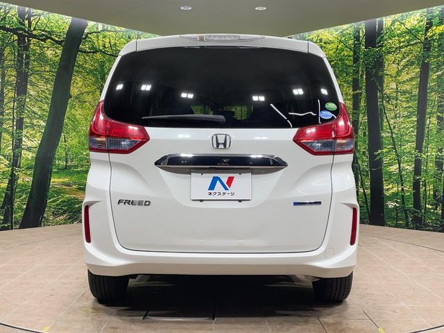 HONDA FREED HYBRID 2017 Image 31