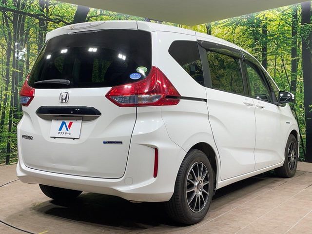 HONDA FREED HYBRID 2017 Image 31