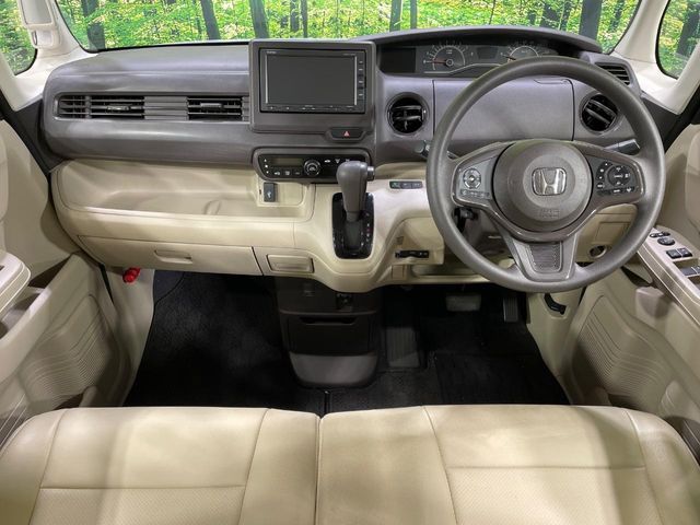 HONDA N BOX 2018 Image 31