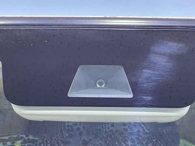 HONDA N BOX 2018 Image 31