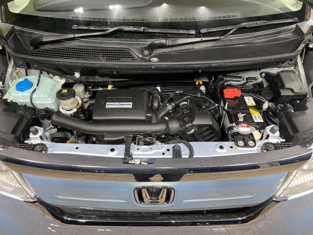 HONDA N BOX 2018 Image 31