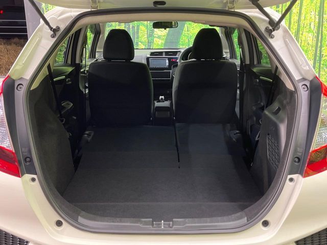 HONDA FIT HYBRID 2015 Image 31