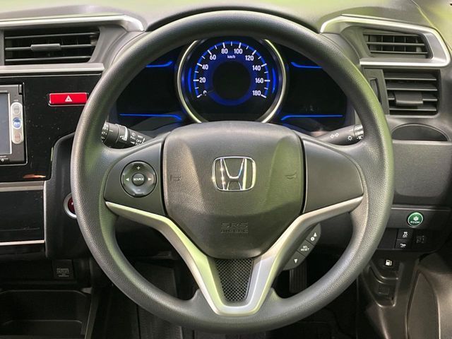 HONDA FIT HYBRID 2015 Image 31