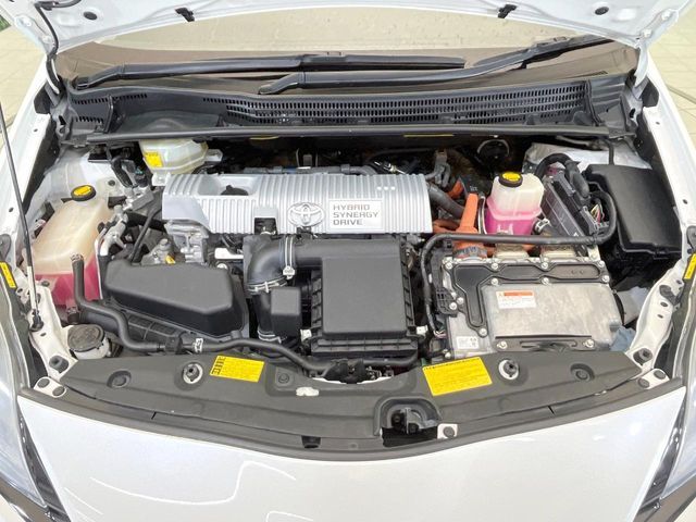 TOYOTA PRIUS 2012 Image 31
